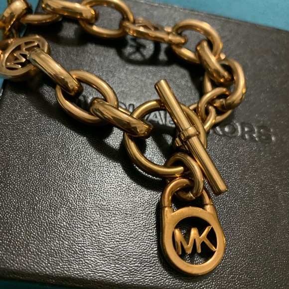 Rose Gold MK link bracelet - Picture 1 of 4